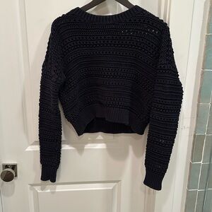 Long sleeves pullover sweater